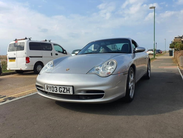 Porsche 911 Carrera Coupe - 2003
